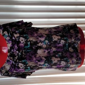 Women's plus tops